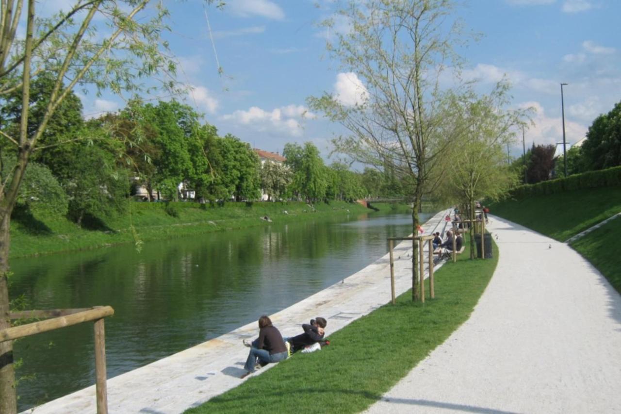 Riverside Ljubljanica With Private Parking Apartment Ljubljana Ngoại thất bức ảnh
